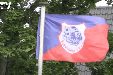 Fahne des Hohnstädter SV weht im Wind