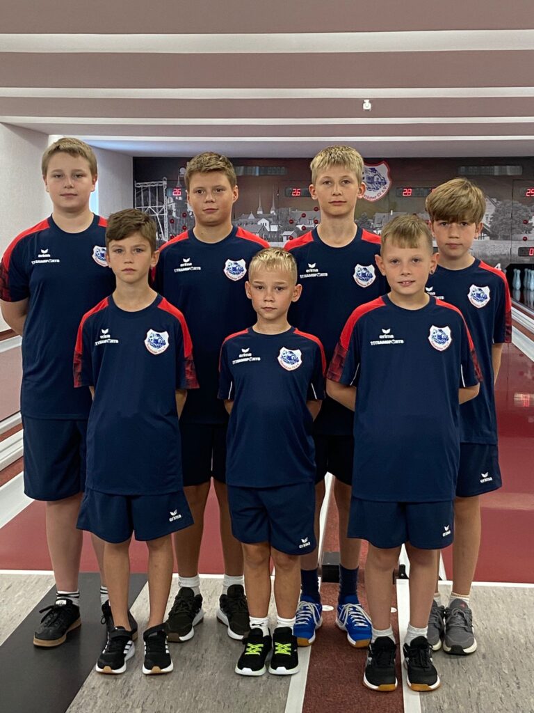 Die erste u14-Mannschaft der Abteilung Kegeln.